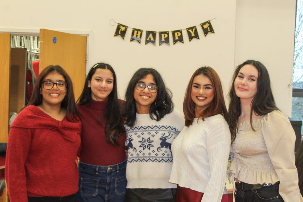 {"ARInfo":{"IsUseAR":false},"Version":"1.0.0","MakeupInfo":{"IsUseMakeup":false},"FaceliftInfo":{"IsChangeEyeLift":false,"IsChangeFacelift":false,"IsChangePostureLift":false,"IsChangeNose":false,"IsChangeFaceChin":false,"IsChangeMouth":false,"IsChangeThinFace":false},"BeautyInfo":{"SwitchMedicatedAcne":false,"IsAIBeauty":false,"IsBrightEyes":false,"IsSharpen":false,"IsOldBeauty":false,"IsReduceBlackEyes":false},"HandlerInfo":{"AppName":2},"FilterInfo":{"IsUseFilter":false}}